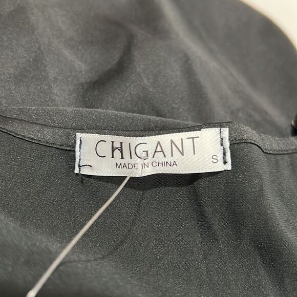 Chigant black satin wrap camisole size small NWT - Picture 7 of 9
